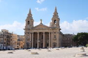 Pjazza San Publju und Publiuskirche in Floriana, Malta
