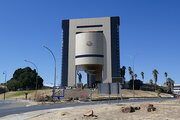 Unabhängigkeitsmuseum (Independence Museum) und Sam Nujoma-Denkmal in Windhoek, Namibia