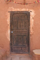 Verzierte Holztür im Ksar von Aït Ben Haddou, Marokko